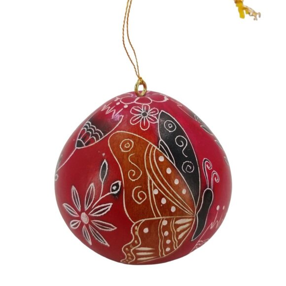 Lucuma Designs Butterfly Gourd Ornament Handcrafted By Artist in Peru with Box - Picture 3 of 8